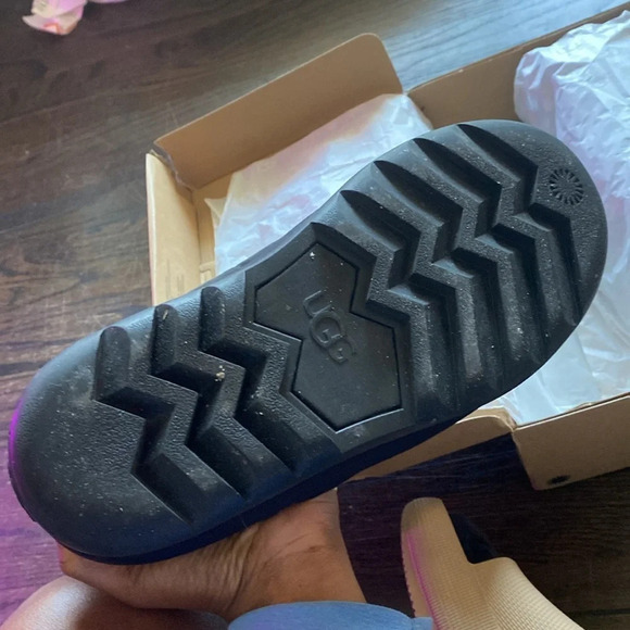 Black Ugg Maxi Clog - Picture 3 of 3